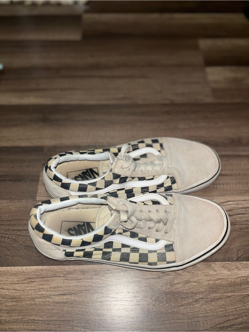 Vans Checkerboard Old Skool in Beige and Black